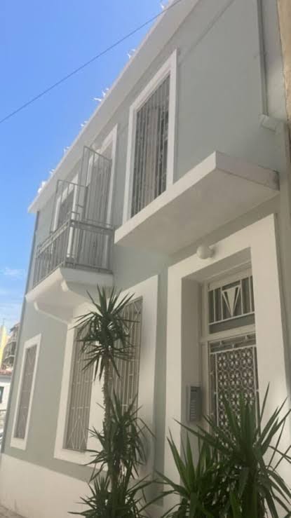 Acropolis Plaza Smart Suites