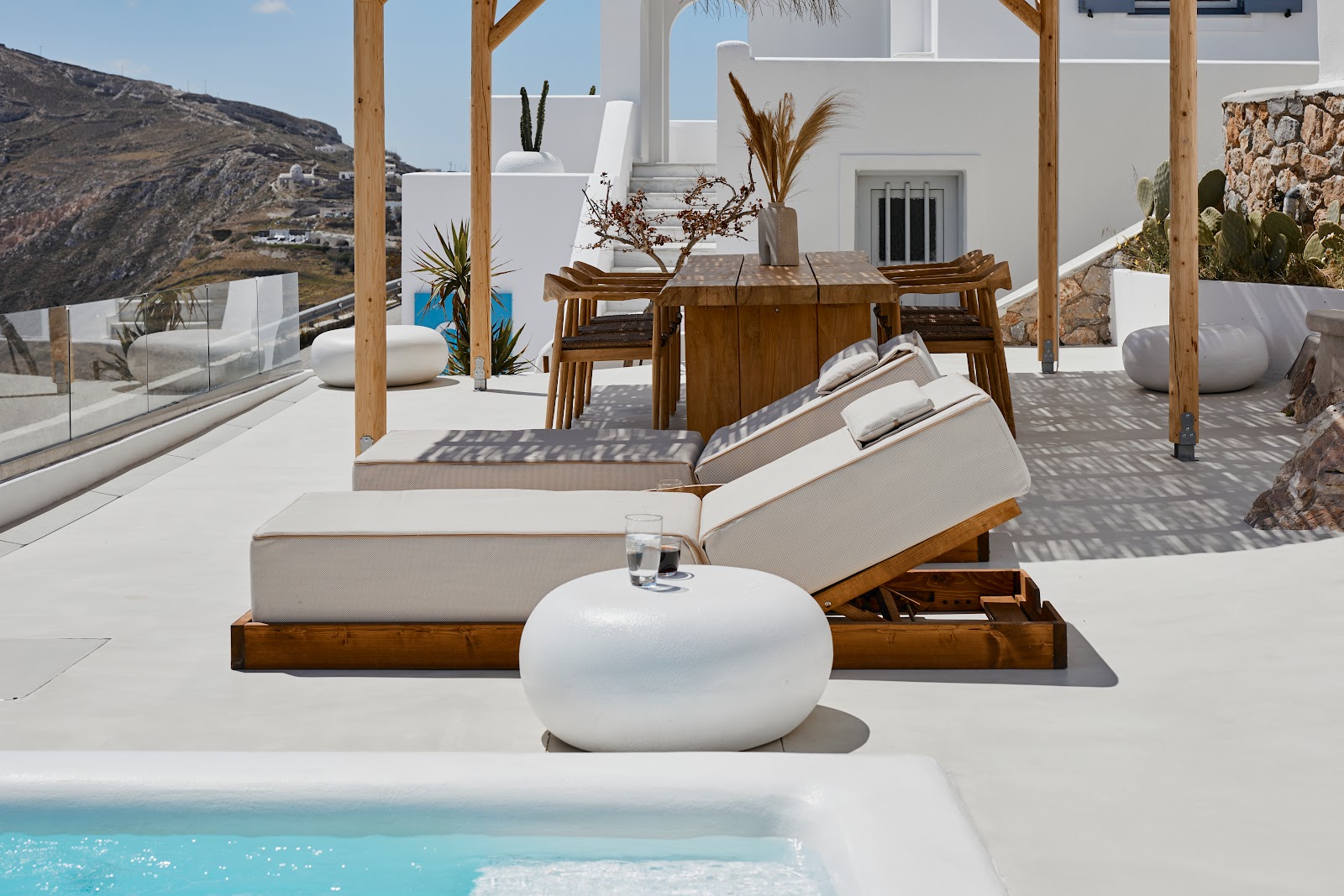 Aeon Suites