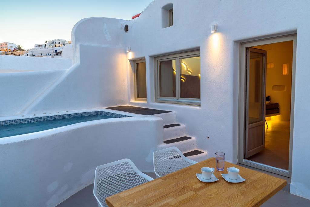 Andronis Luxury Suites