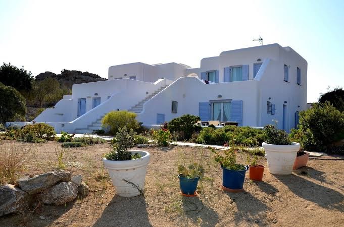 Anius Apartments