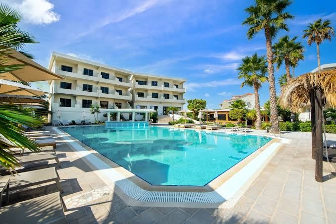 Anixis Hotel