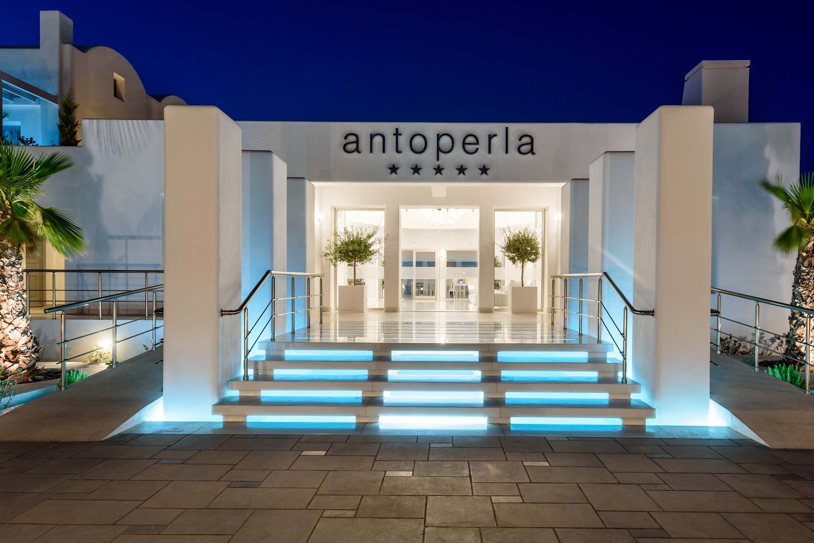 Aqua Blue Hotel