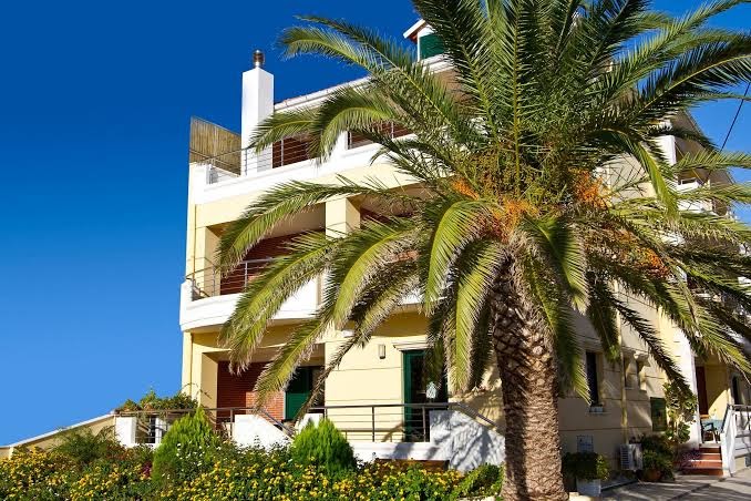 Aris Hotel