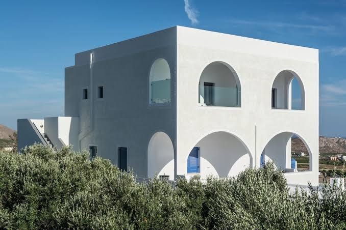 ARTEMIS SUITES