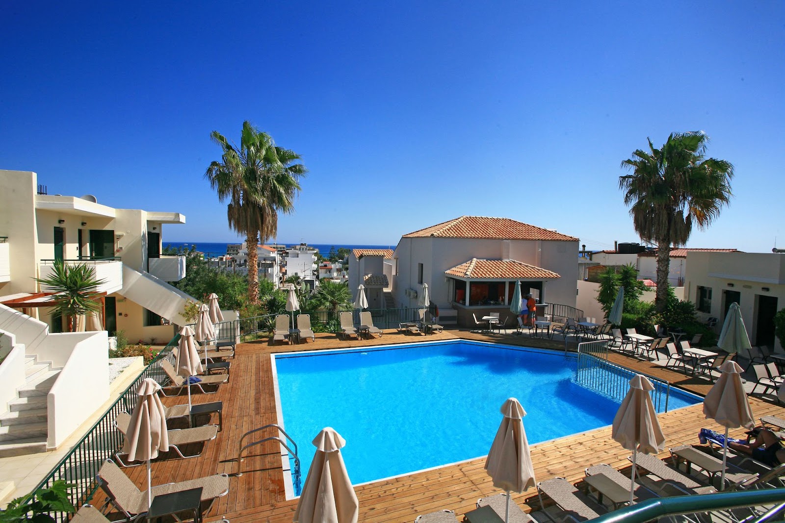 Cactus Bay Hotel & Apartments