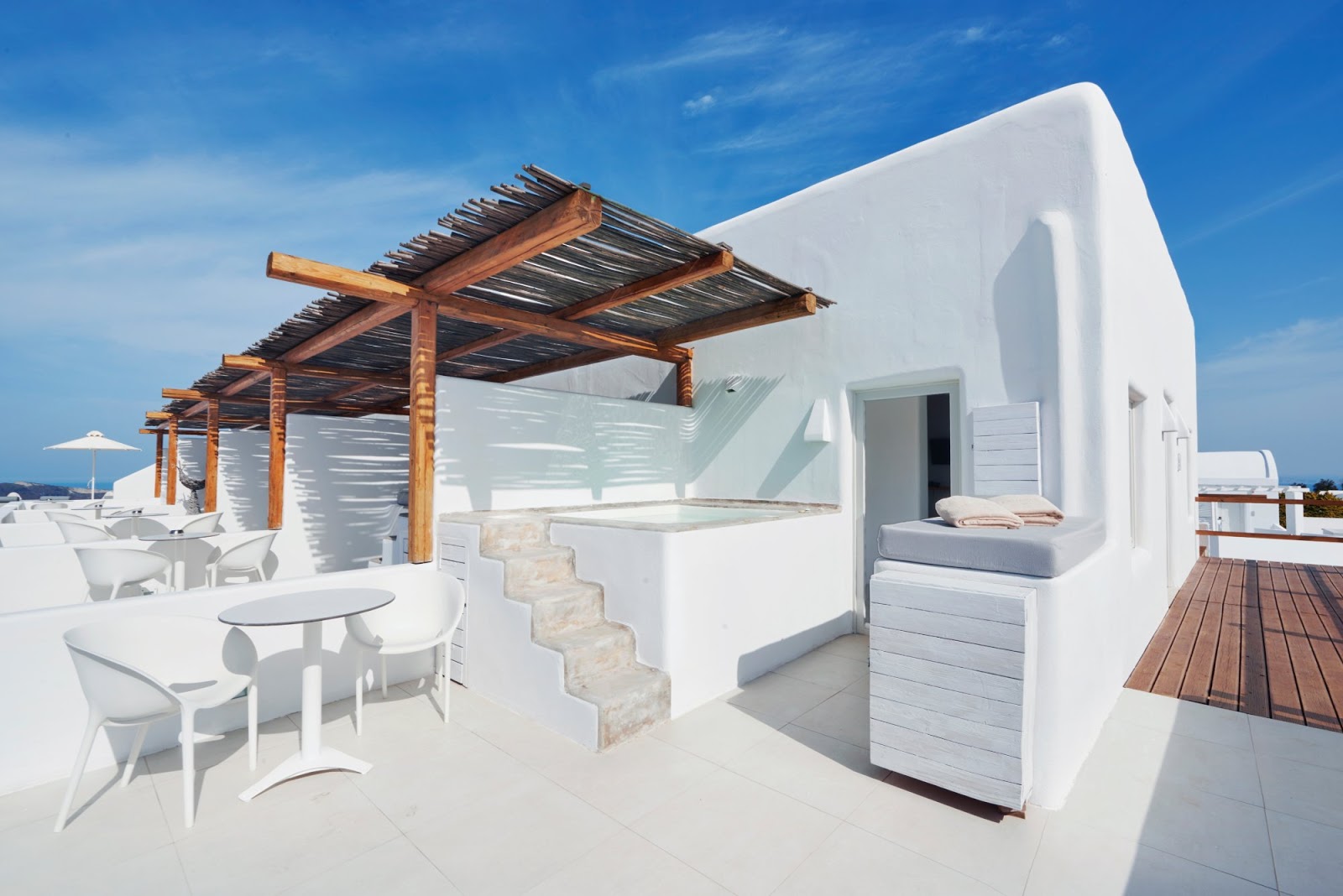 Cavo Tagoo Santorini