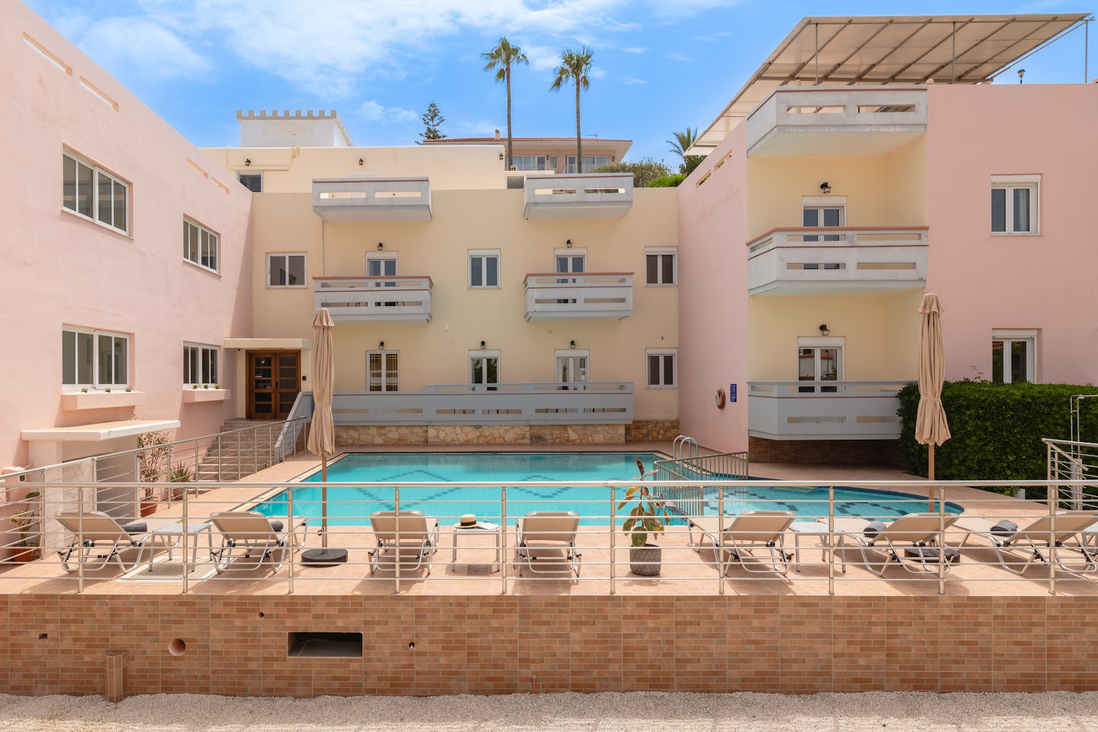 Creta Palm