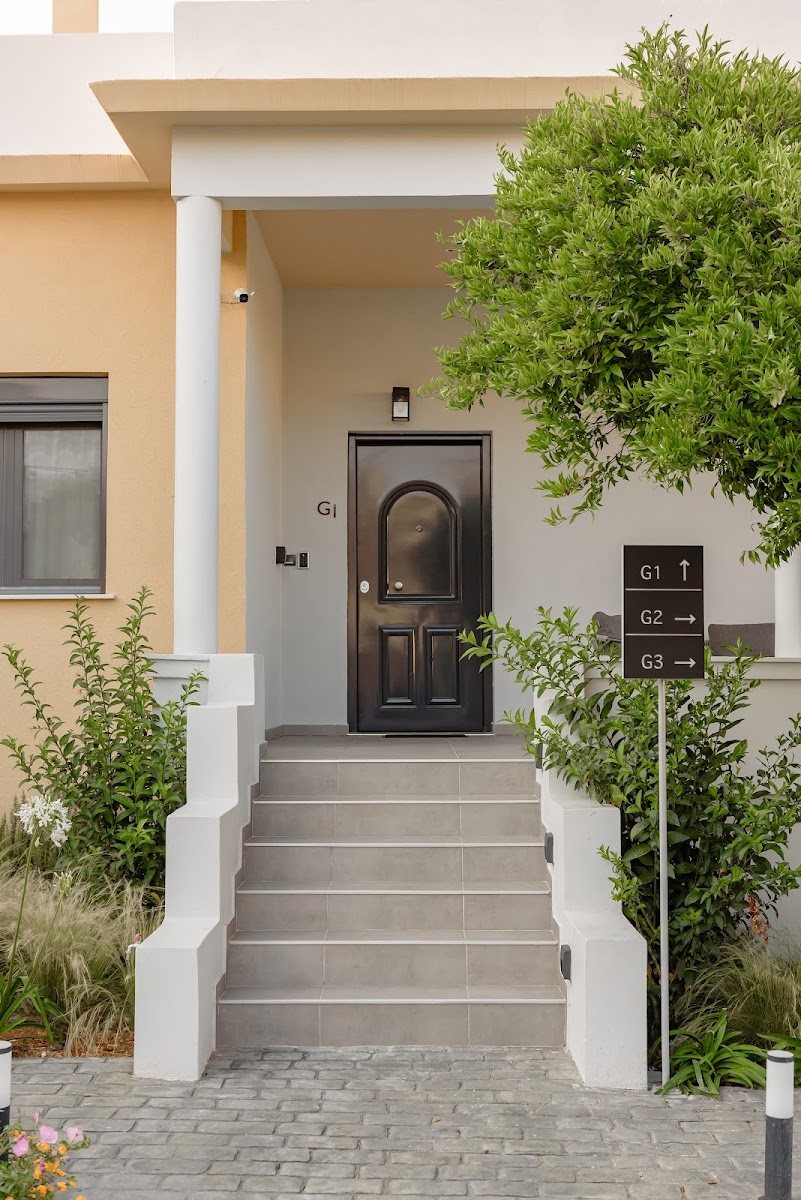 Deus apartments Athens Airport