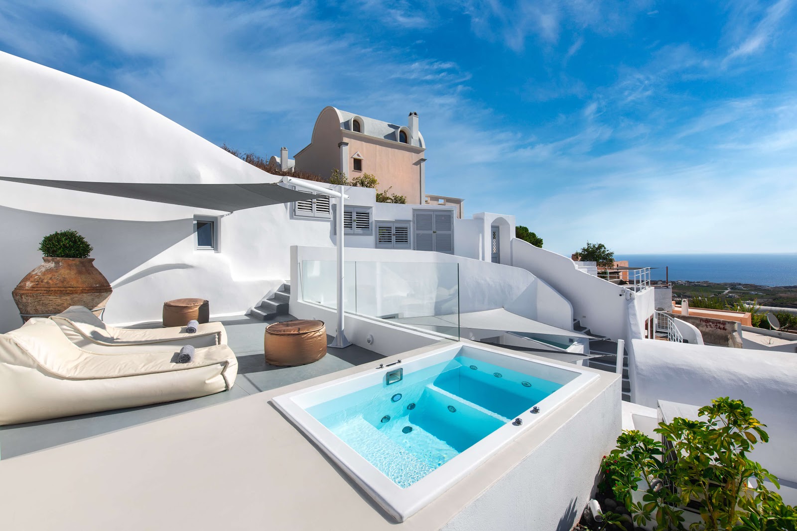 DIVINO Suites