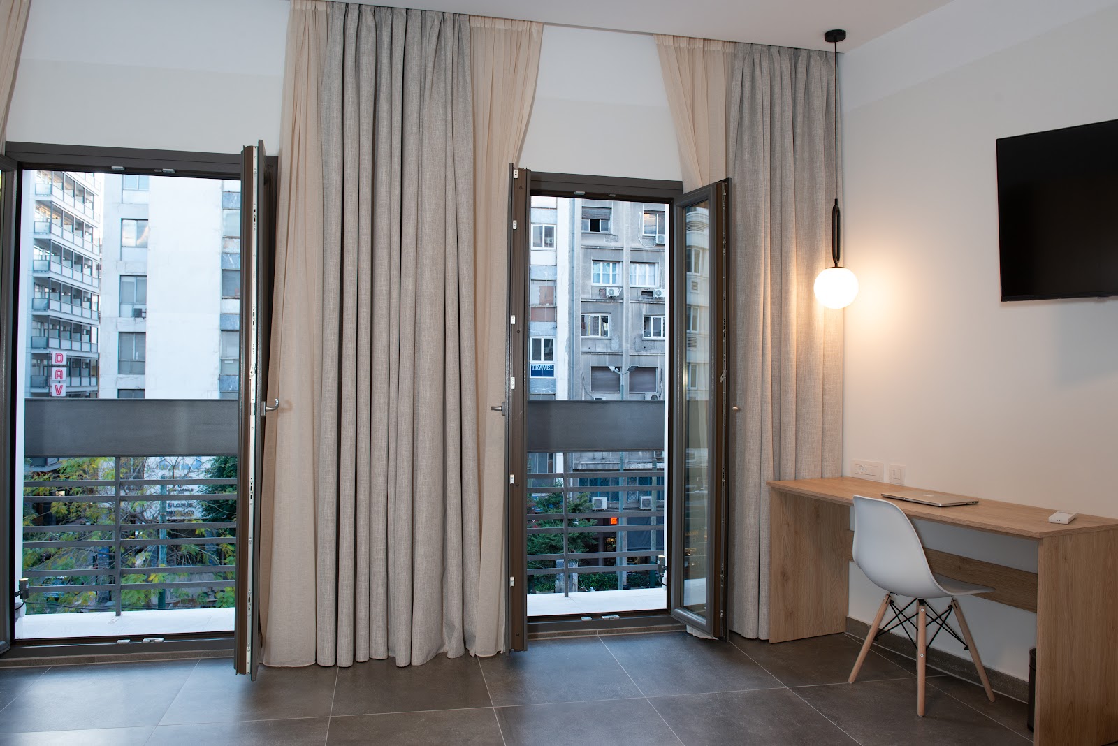 Evia Omonia Hotel