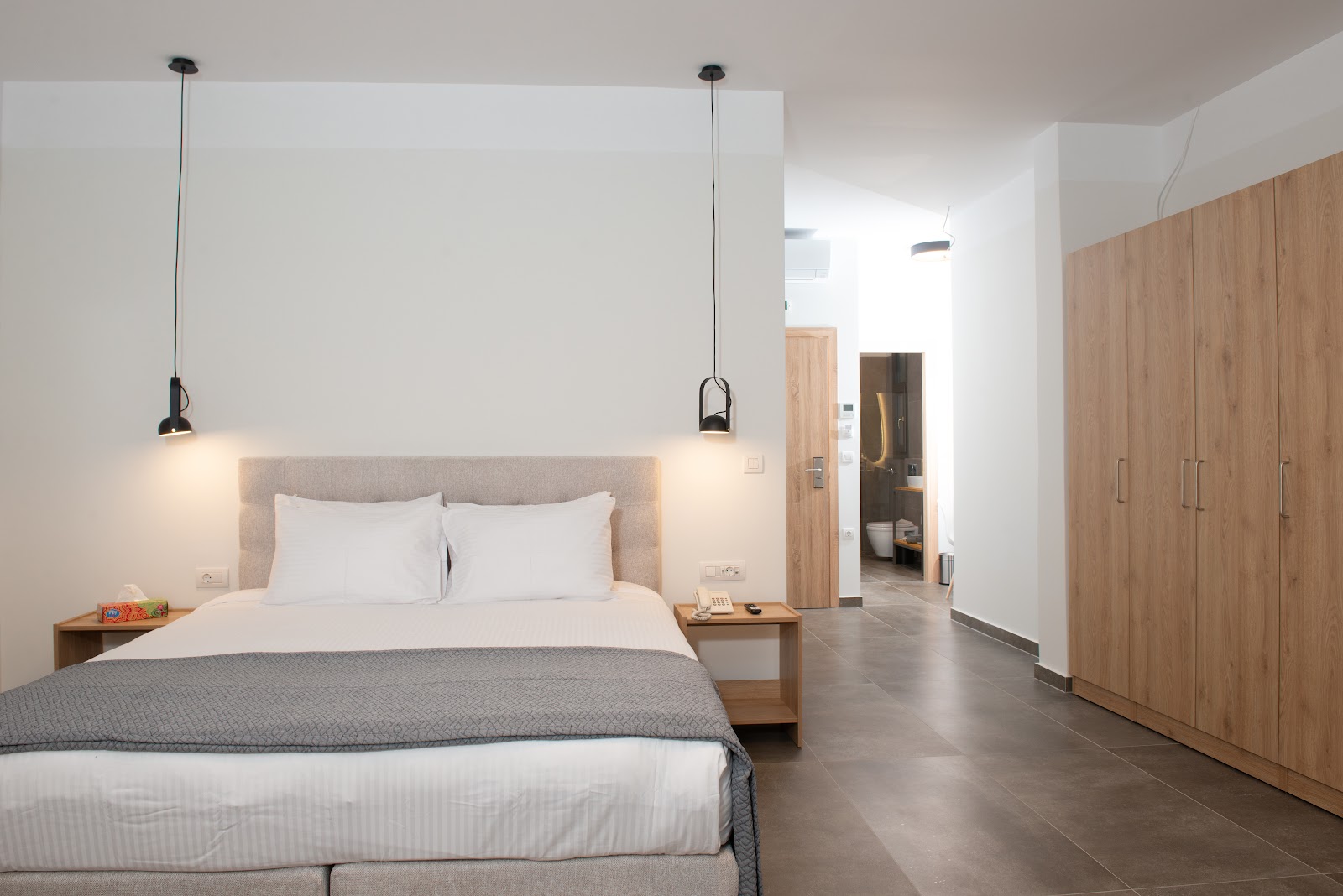 Evia Omonia Hotel
