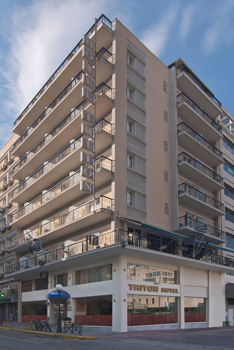 Gallery Central Piraeus Port