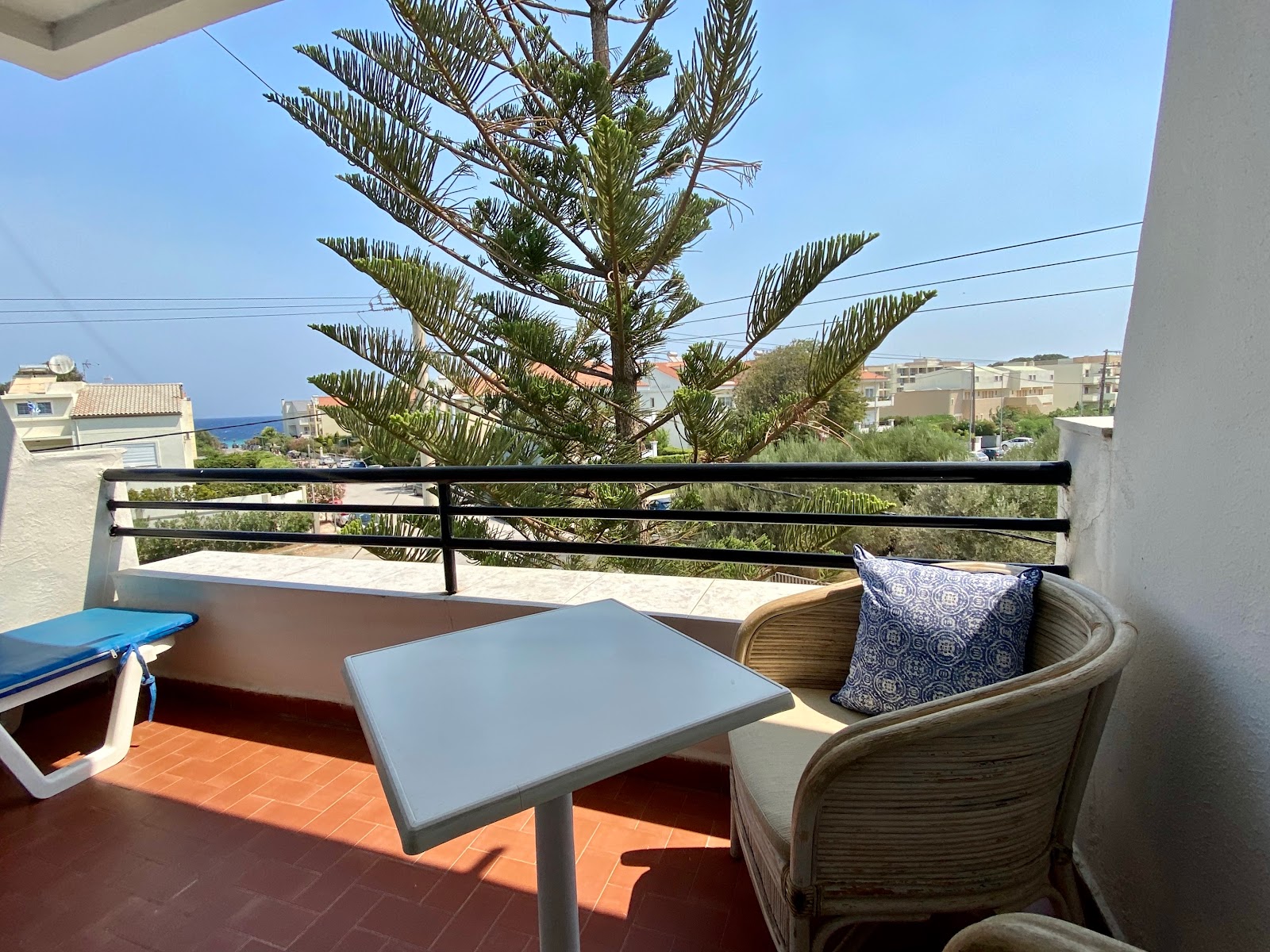 Heleni Beach Hotel