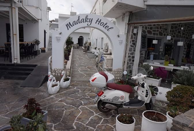 Irini Rooms