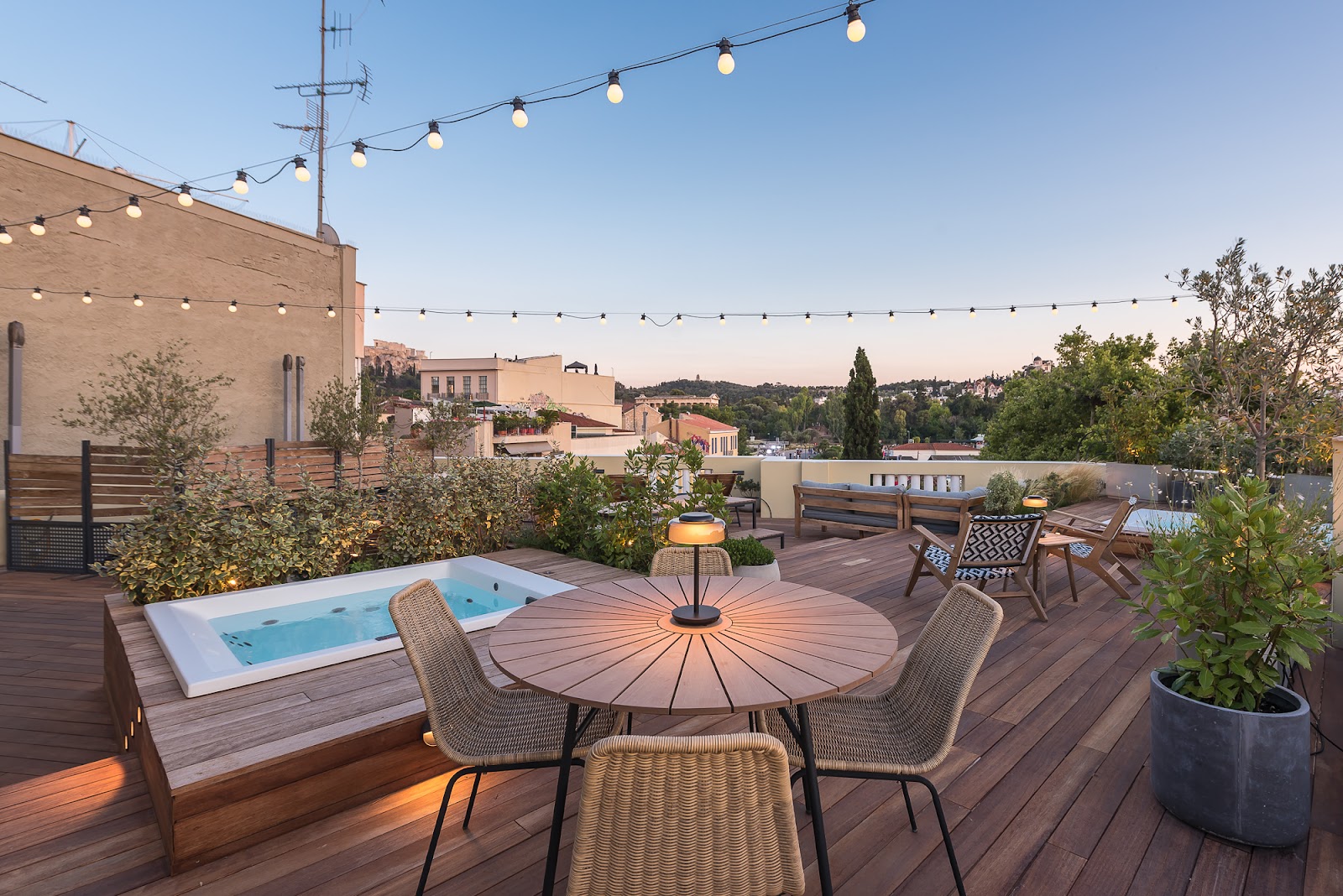 Ivis 4 Boutique Hotel & Restaurant