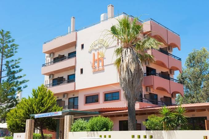 KASSANDRA Family ApartHotel