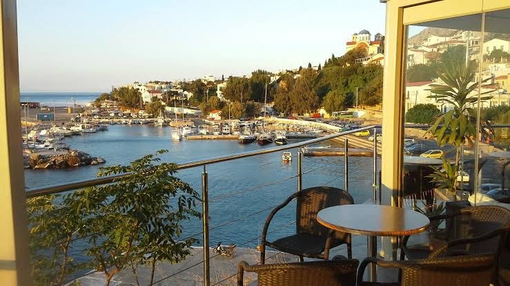 Kastro Hotel