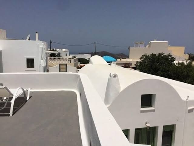 Katerina's Castle - Caldera Cave Hotel