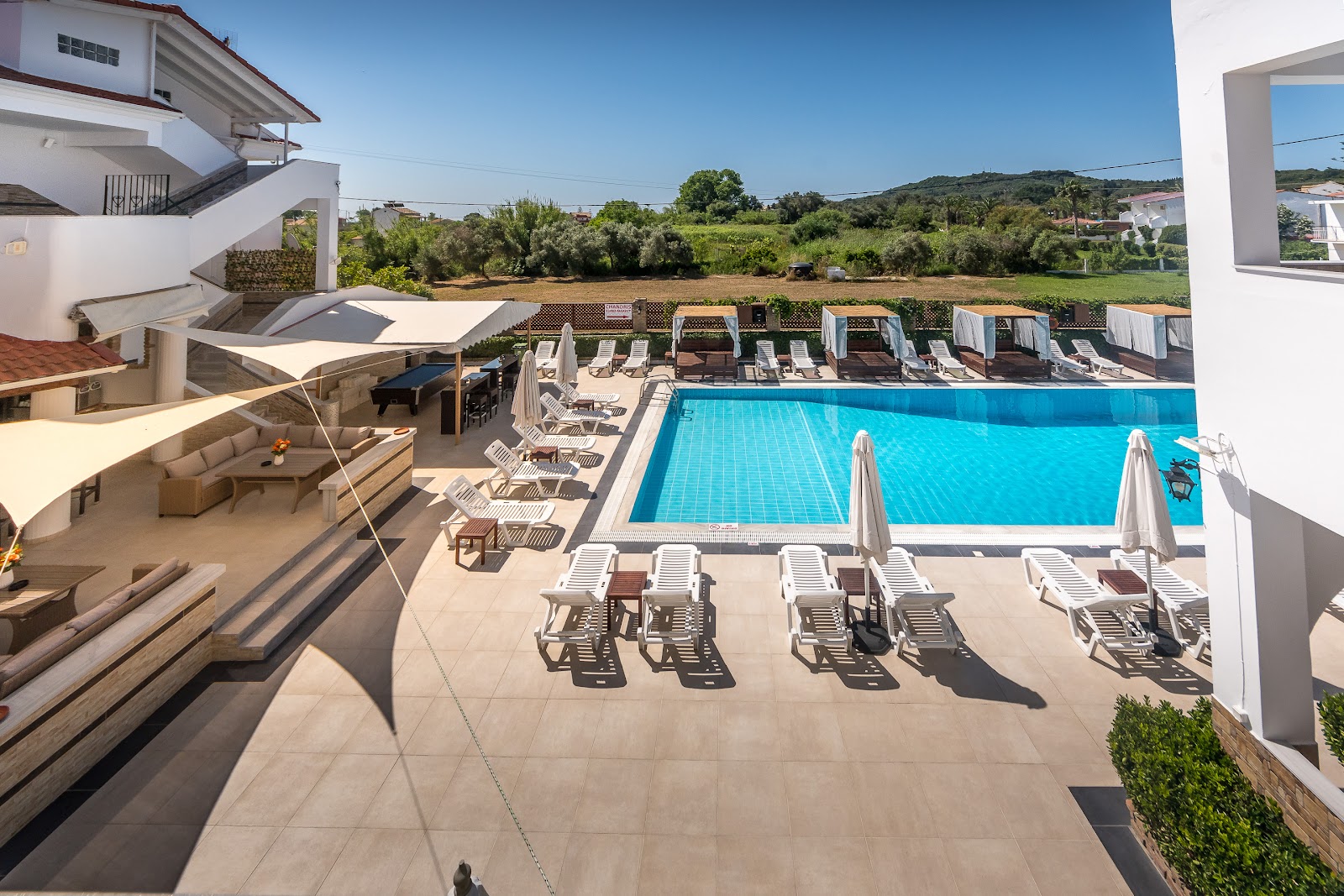 Kavos Plaza Hotel