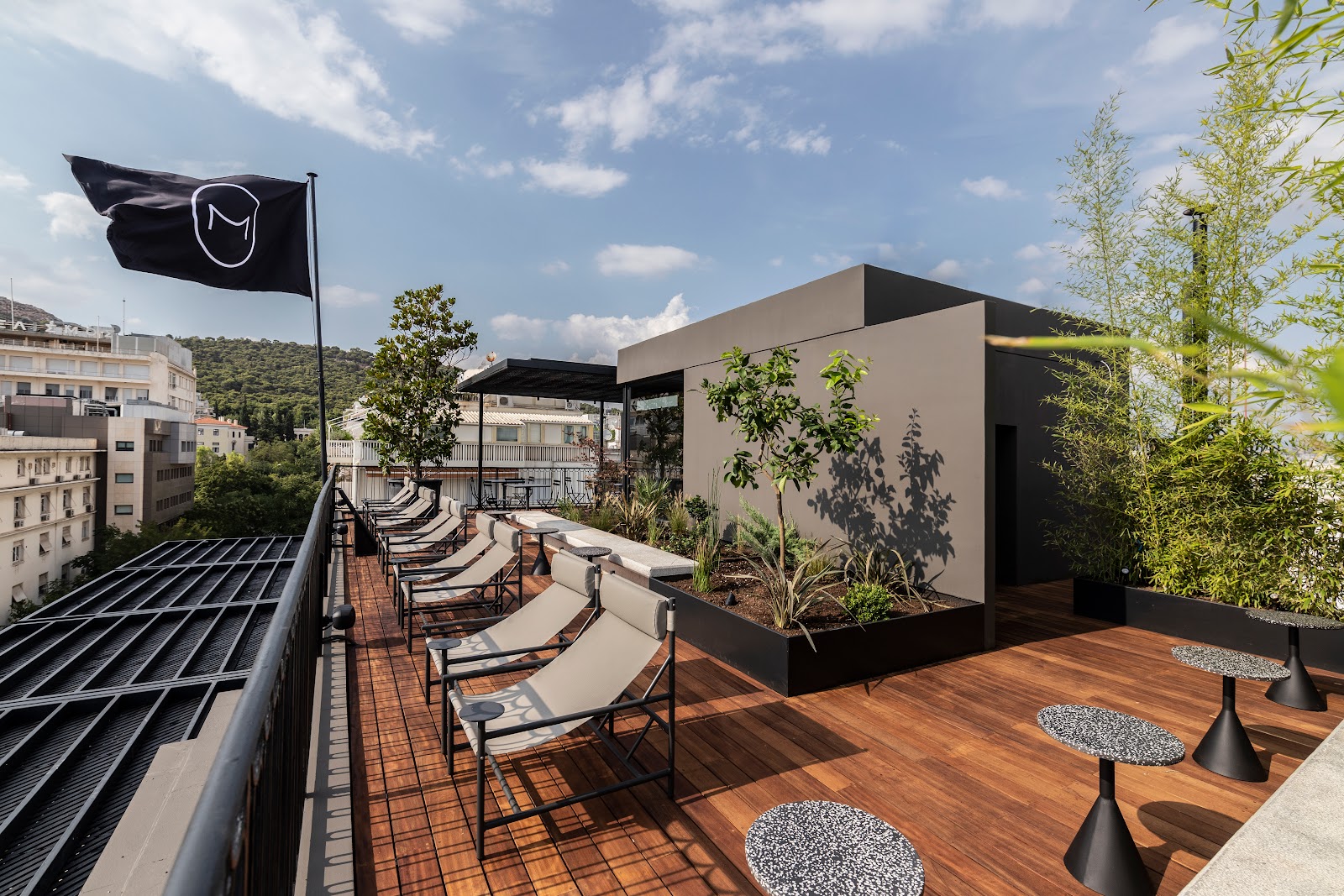 Lion Hotel Apartments