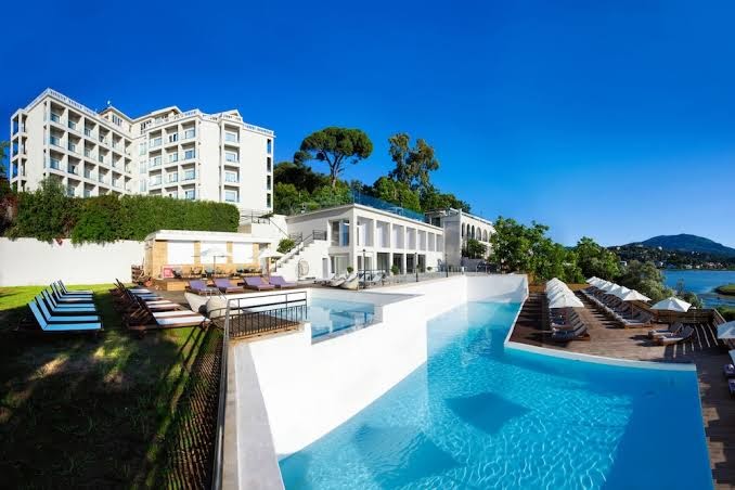 Luxury Villa Piedra