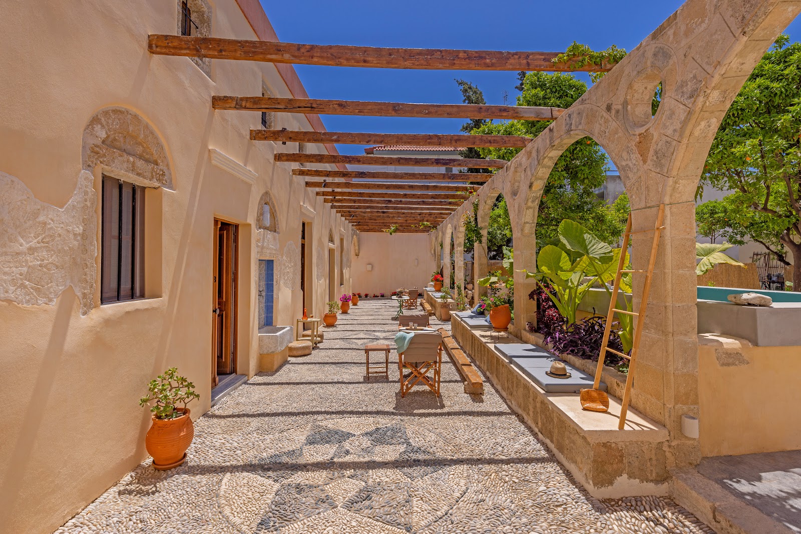 Marasia apartments