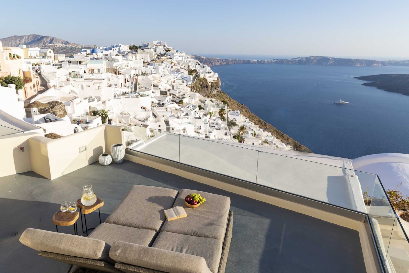 Nomikos Villas