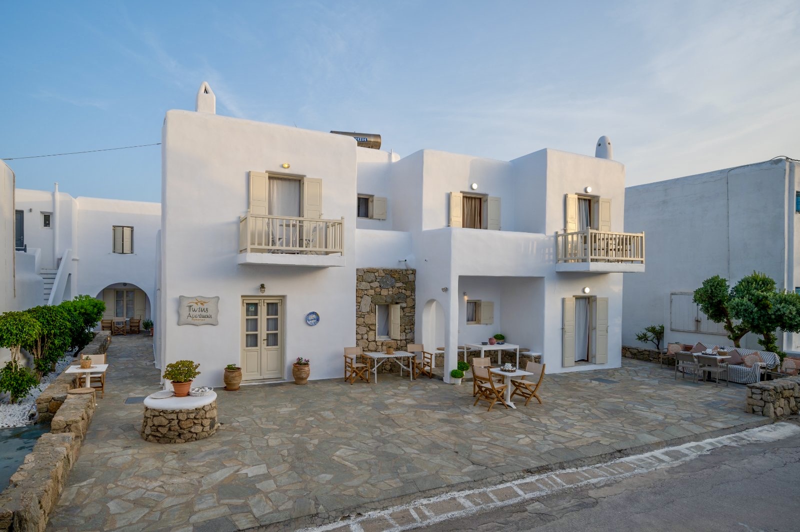Omnia Mykonos Boutique Hotel & Suites