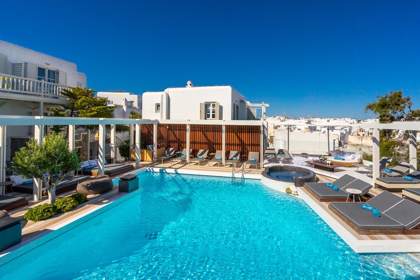 Oniro Suites