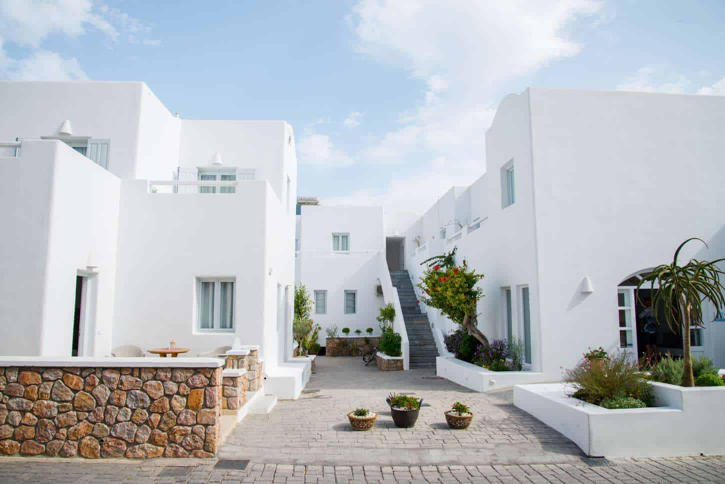Polydefkis Hotel