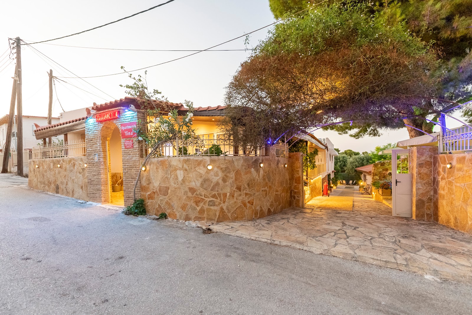 Spitakia-Cozy & Comfy Apartments