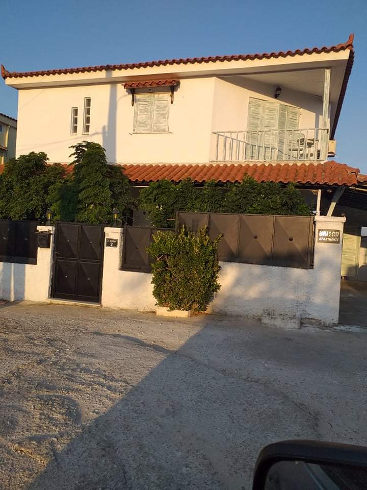 Spitakia-Cozy & Comfy Apartments