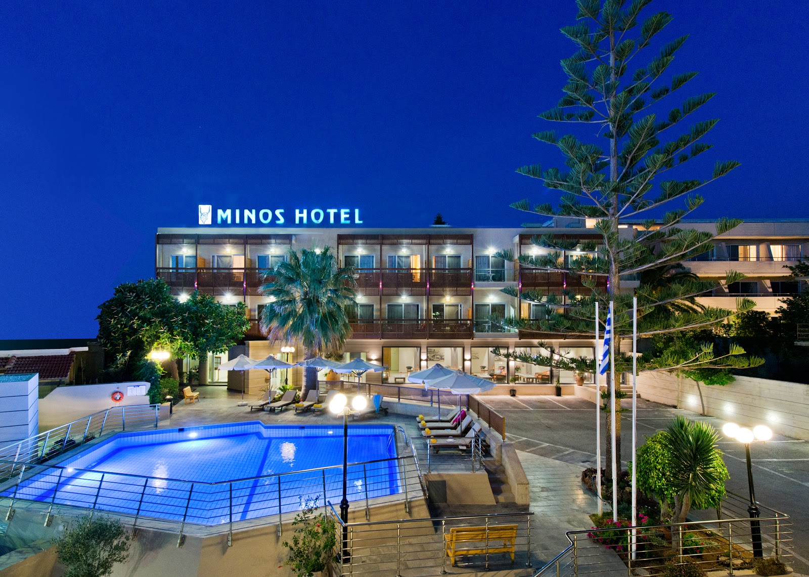 Steris Elegant Beach Hotel