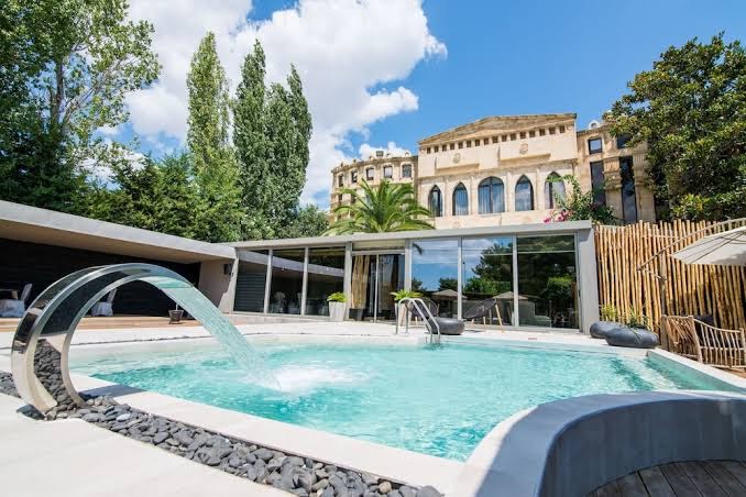 Stone Palace Hotel