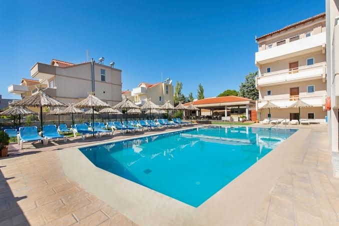 Summerland Hotel and Bungalows