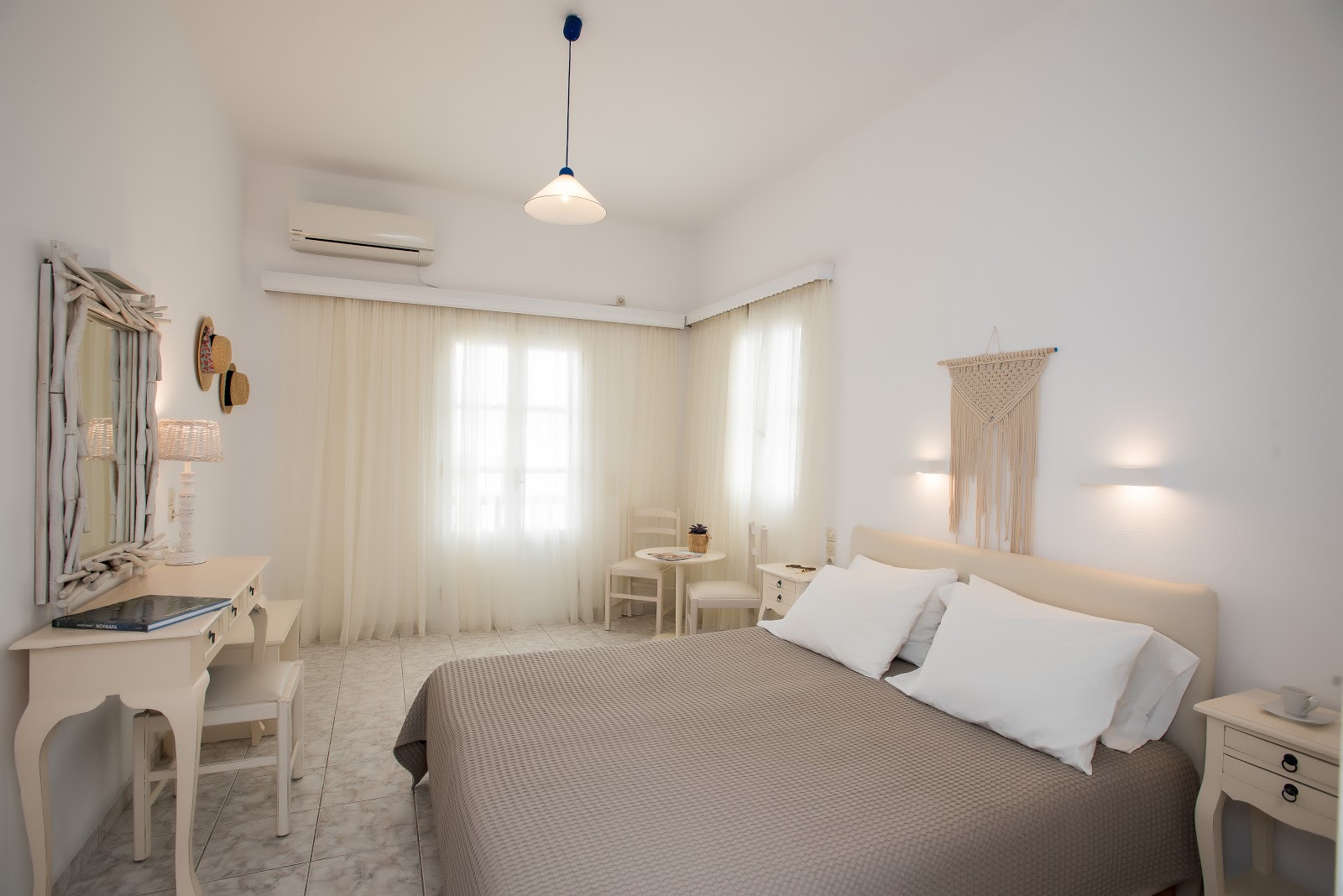 Tharroe of Mykonos Hotel