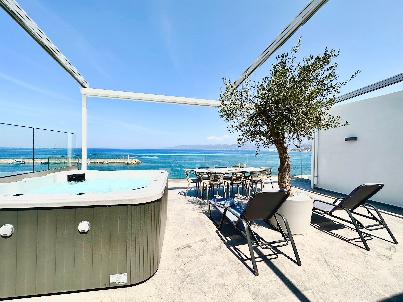 Zorbas Hotel