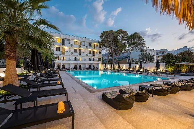 Zorbas Hotel